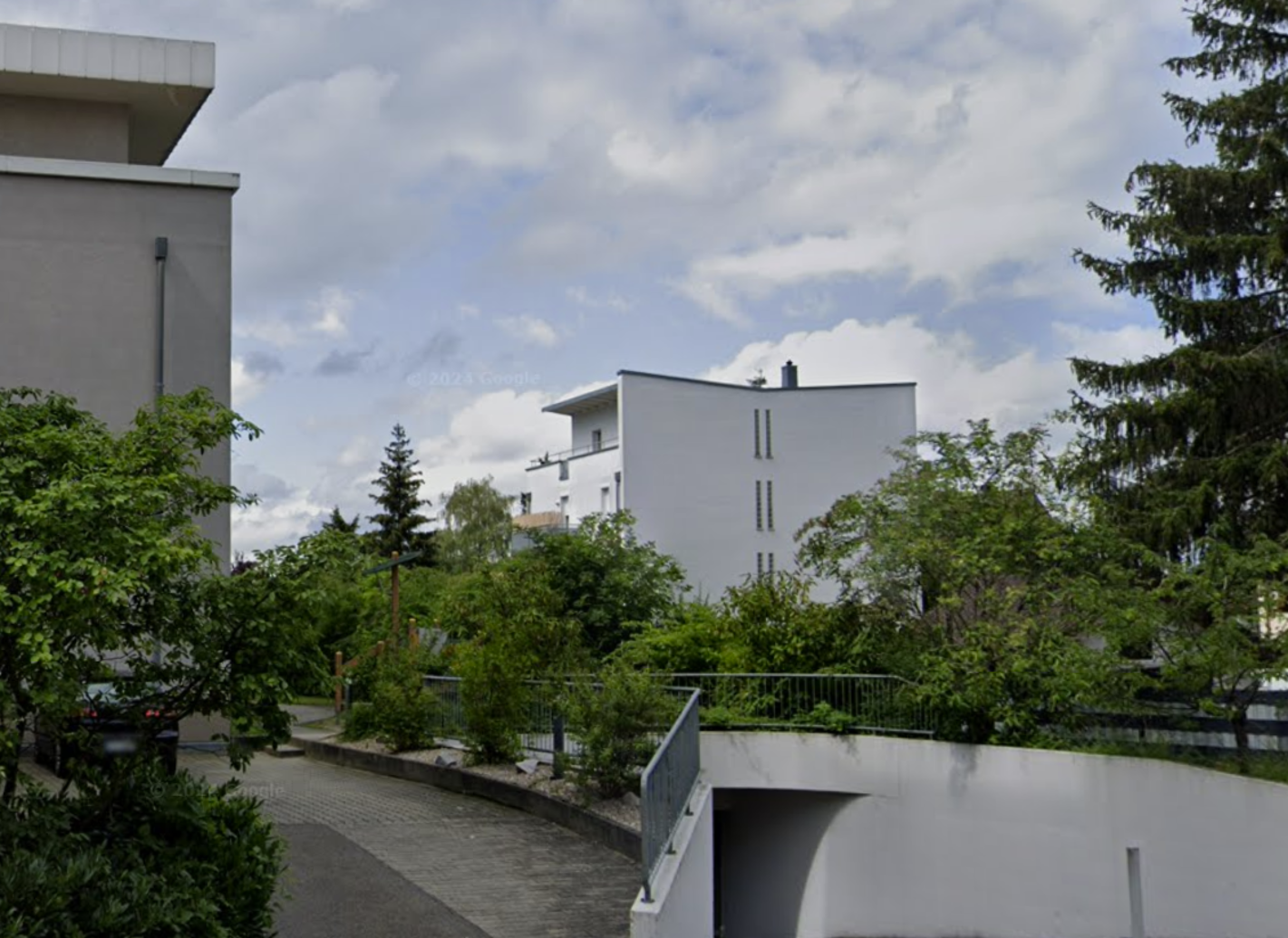 image-67546973