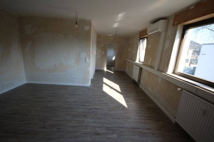 image-67619434
