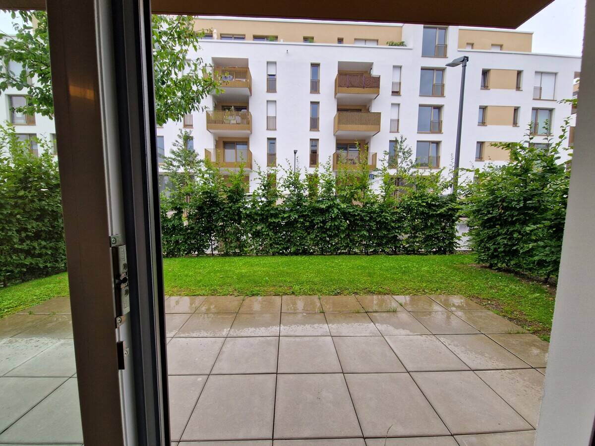 image-67640814