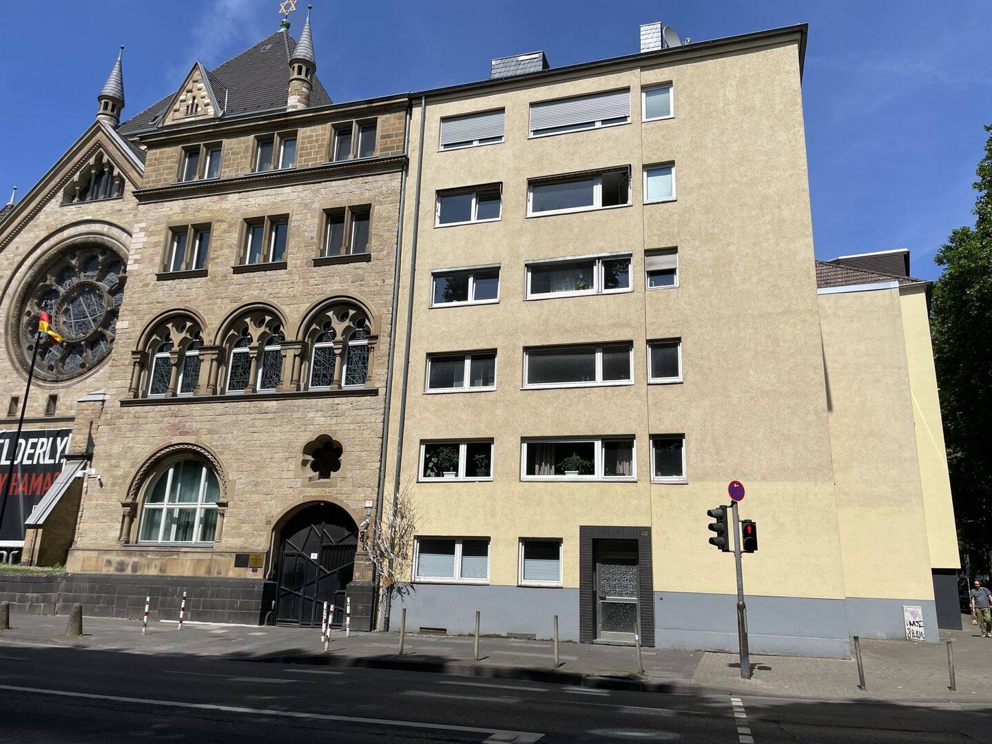 image-67676081