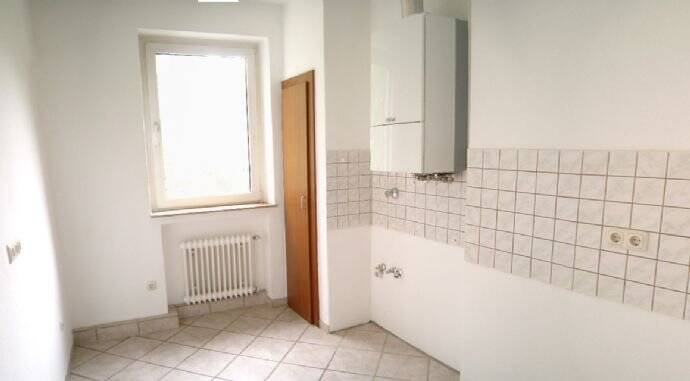 image-67692723