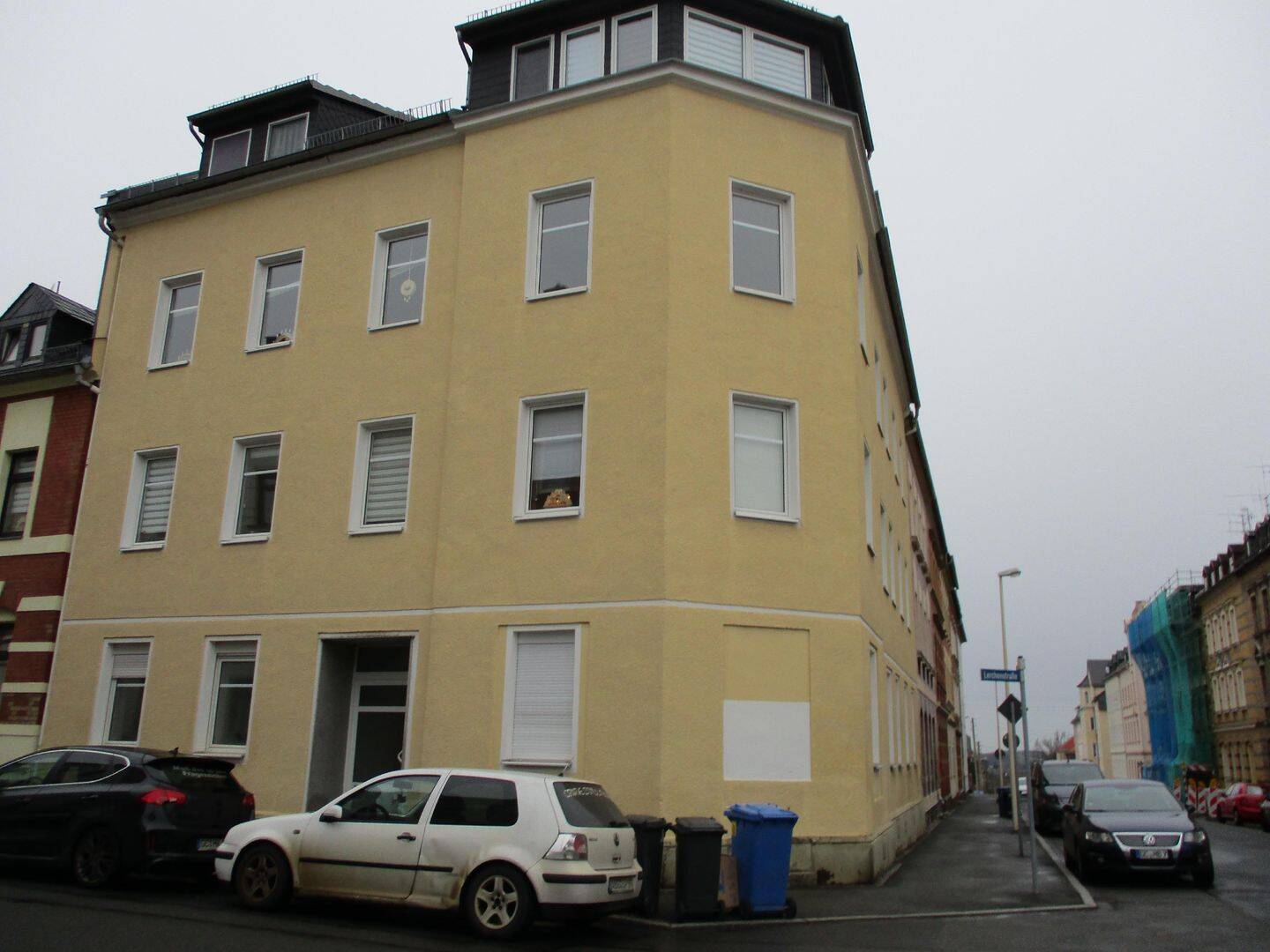 image-67750766
