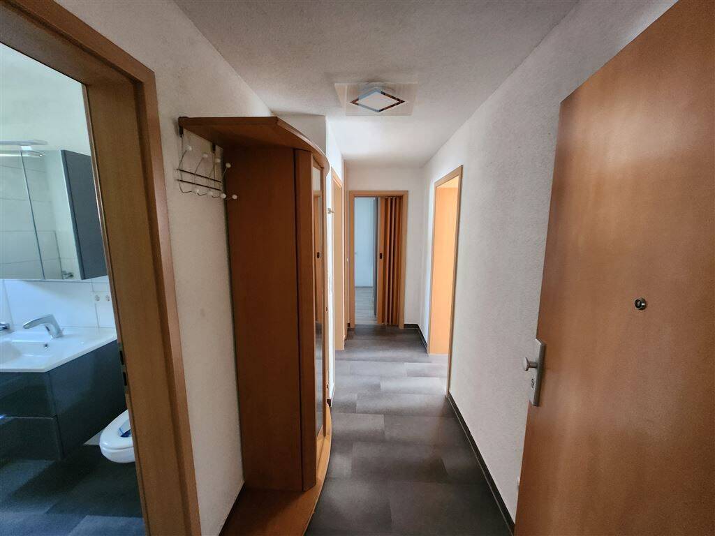 image-67852194