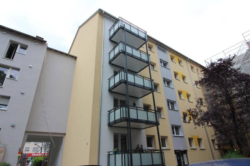image-67917186