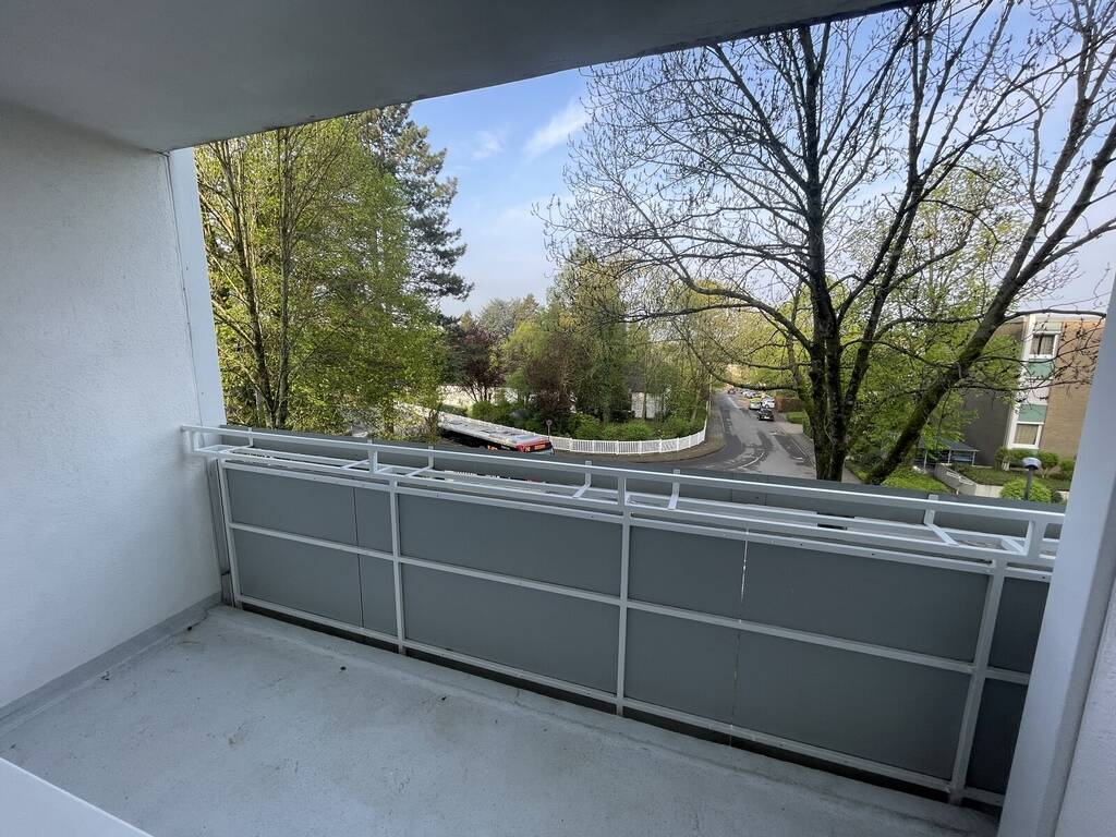 image-67928076