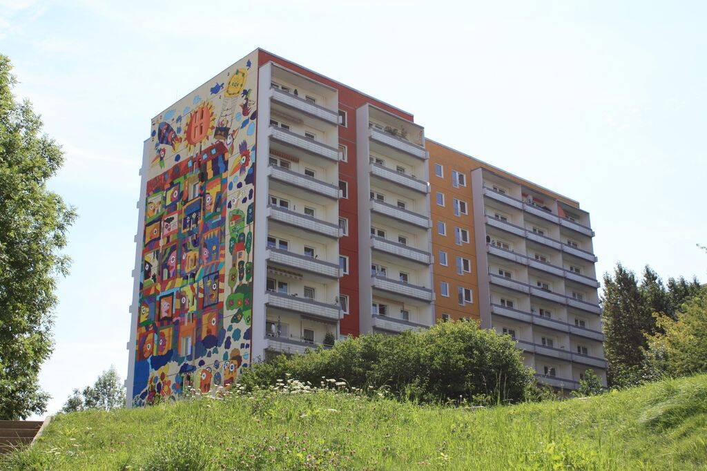 image-67945655