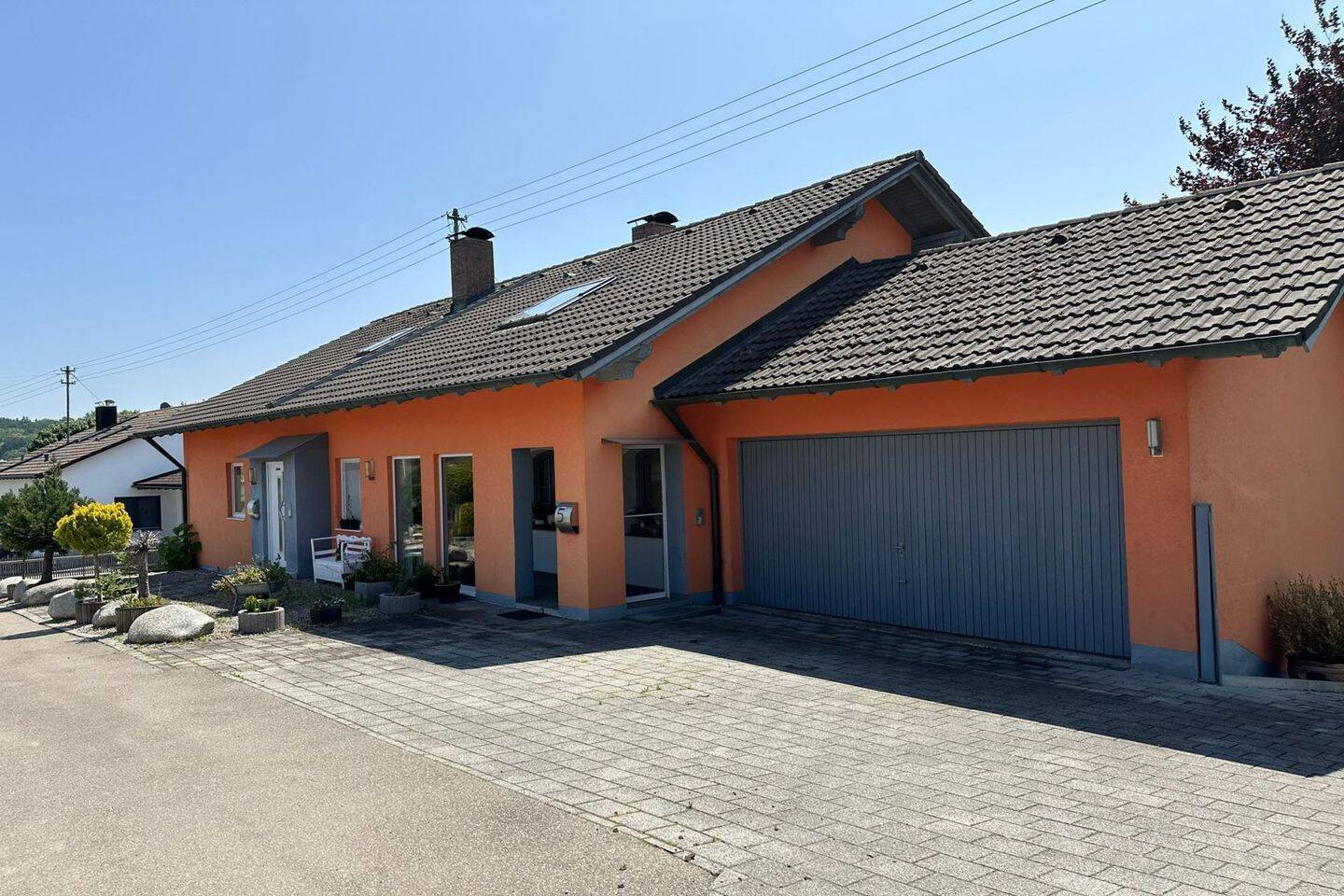 image-67965788