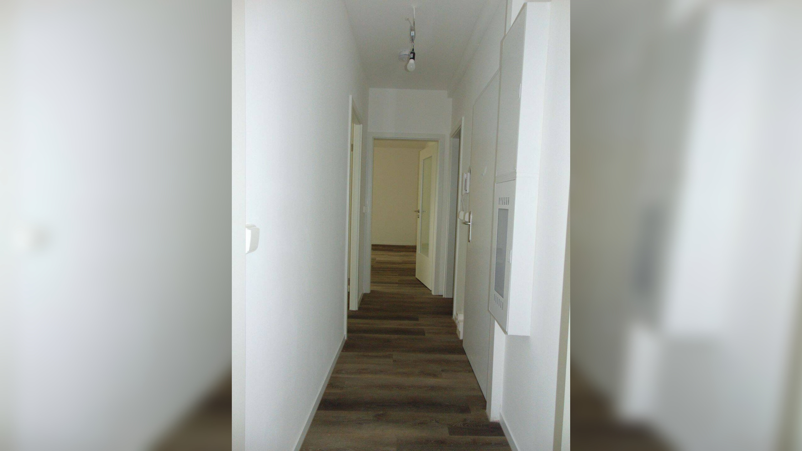 image-67976490