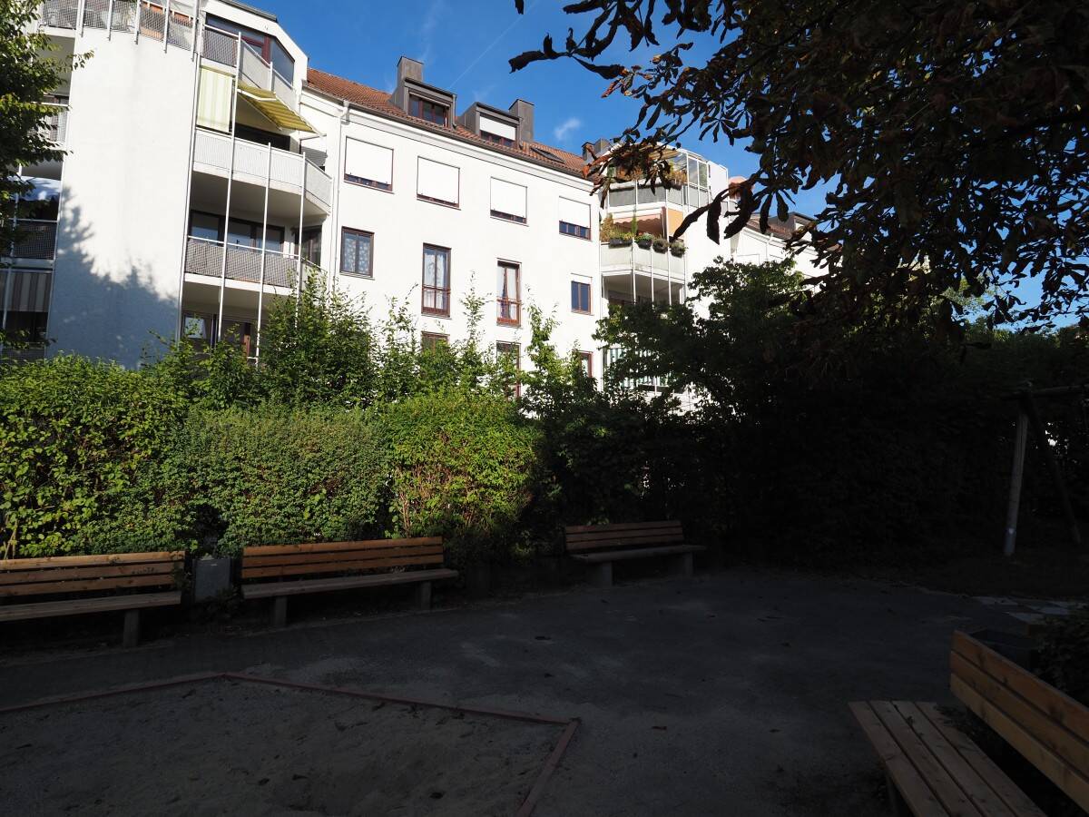 image-67979452