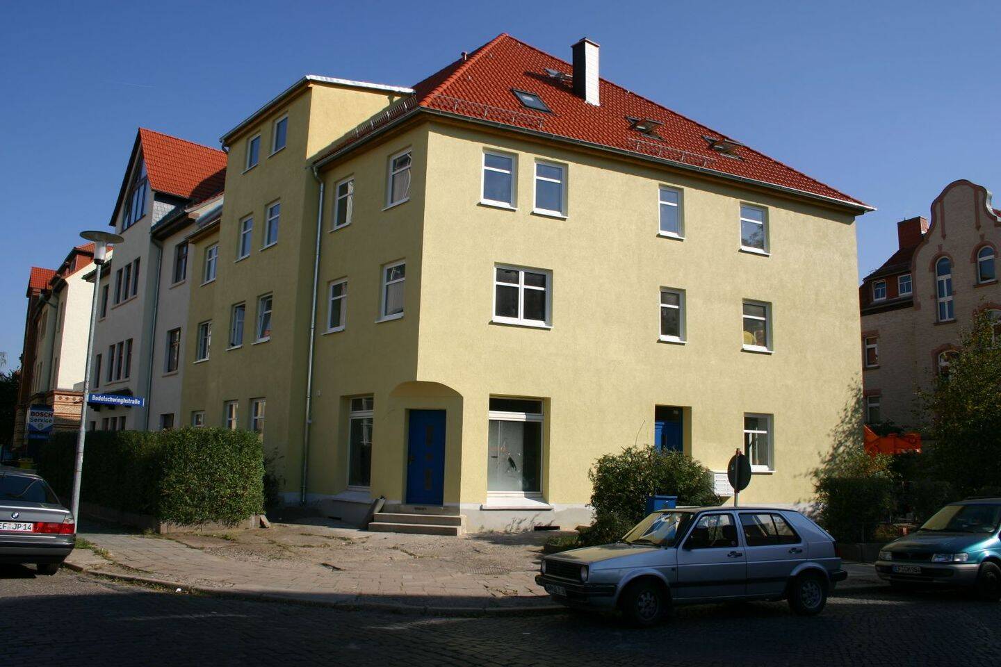 image-68082578