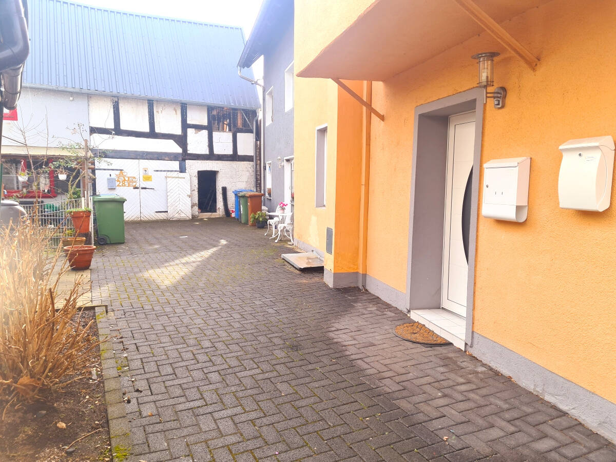 image-68146549