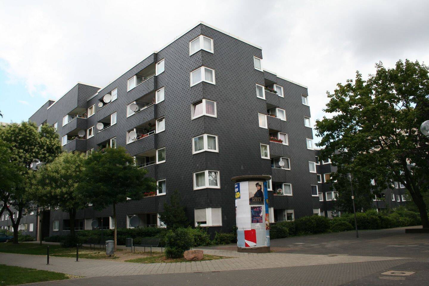 image-68203370