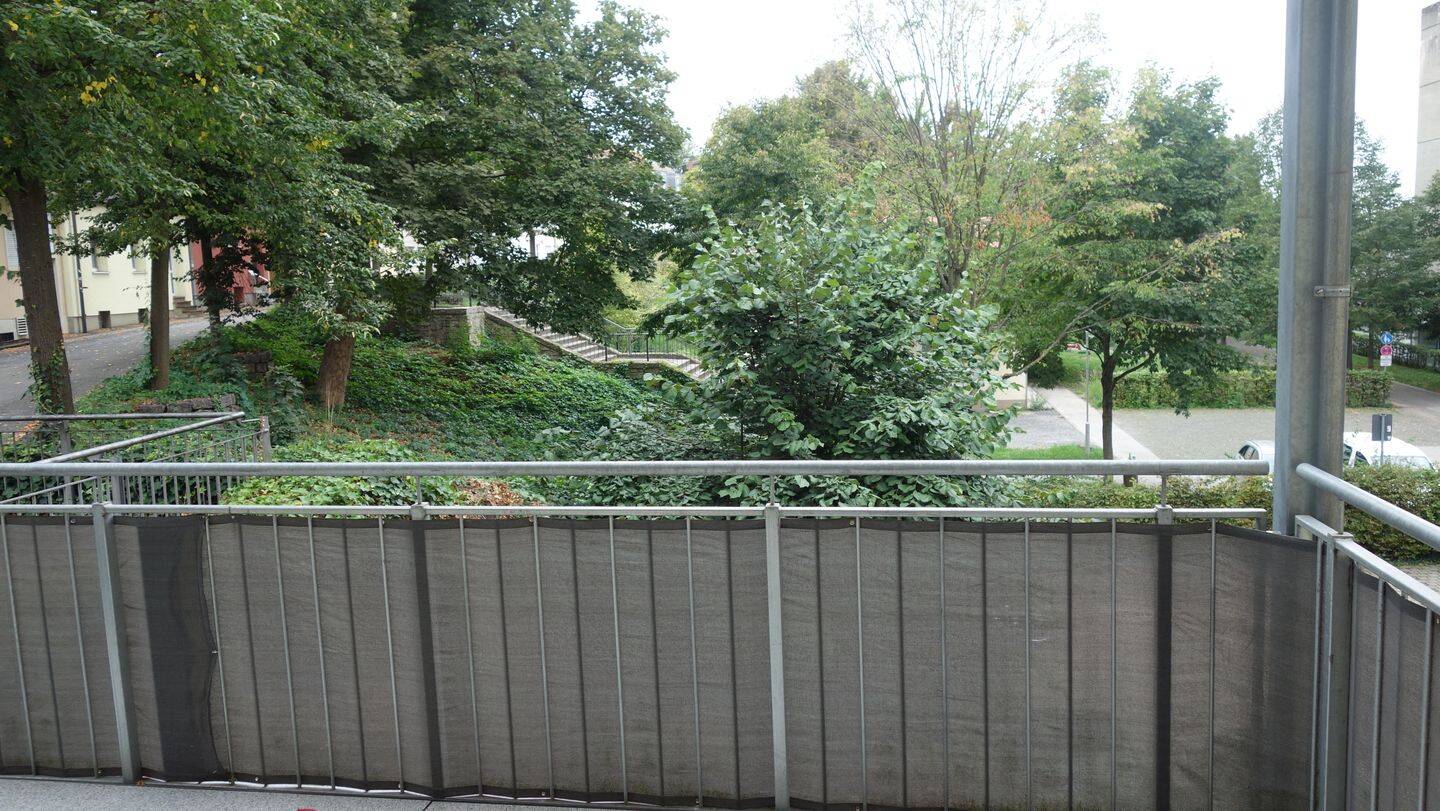 image-68207067