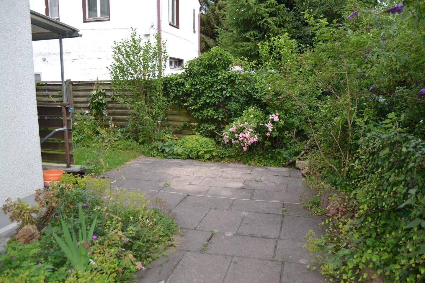 image-68212165