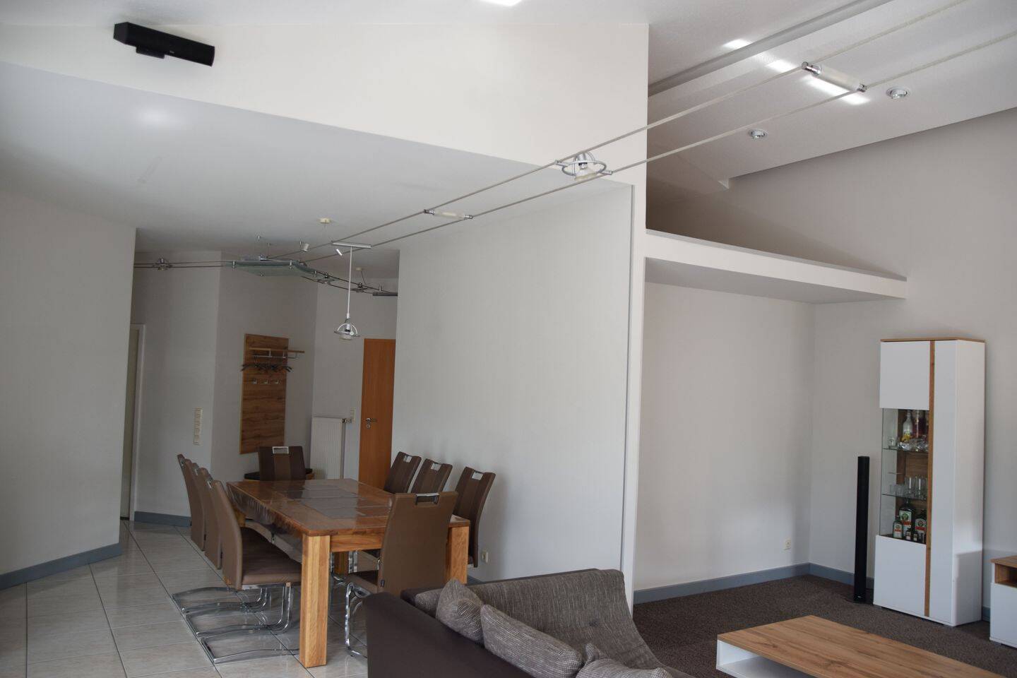 image-68232613