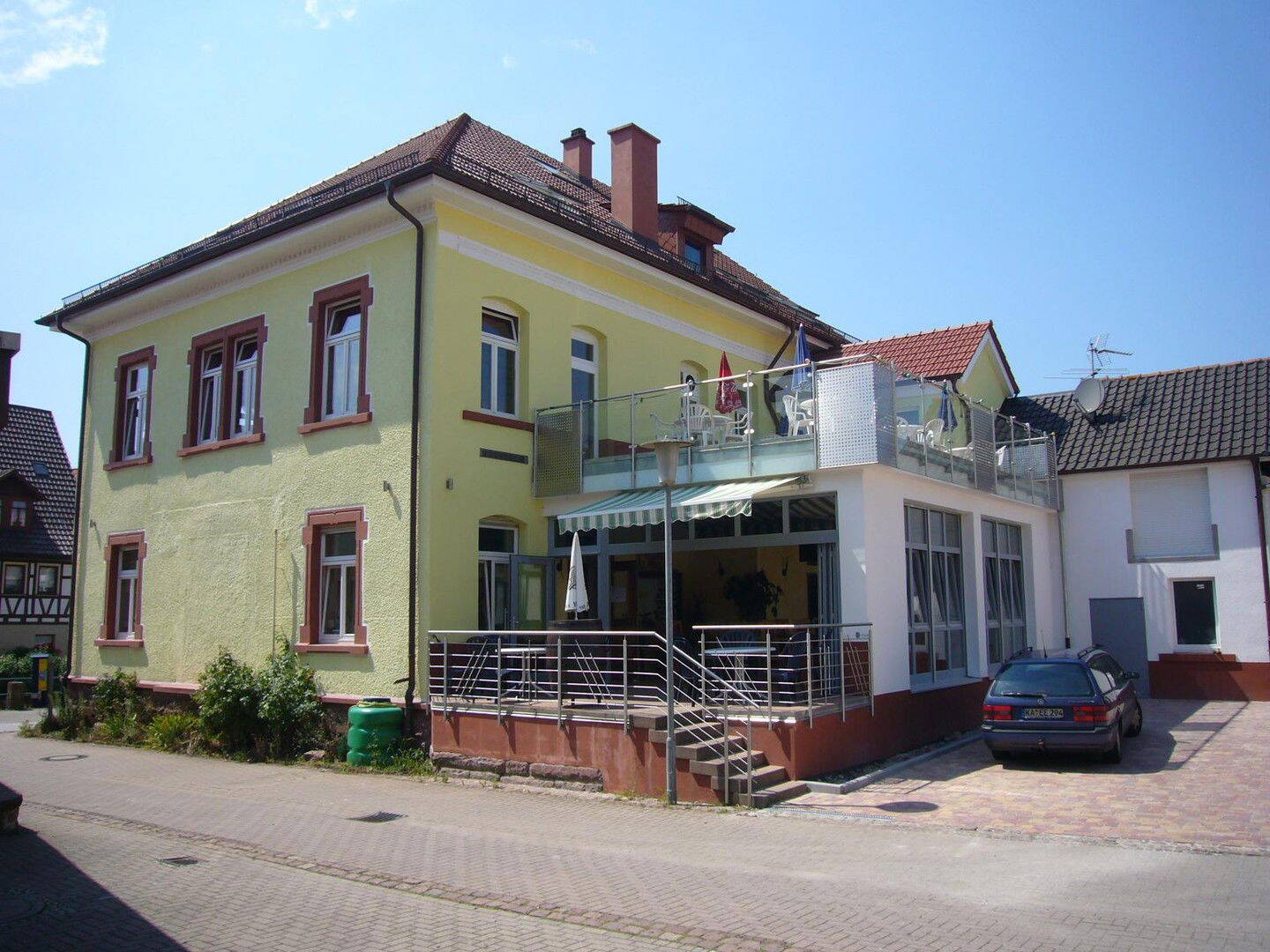 image-68234387