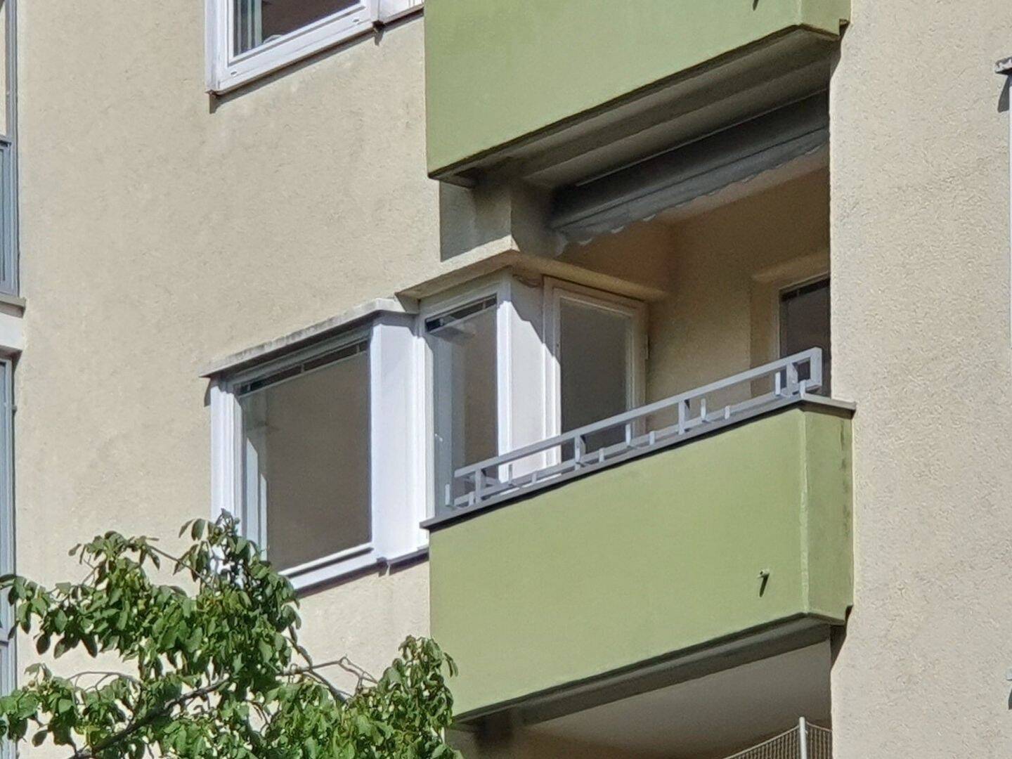 image-68261811