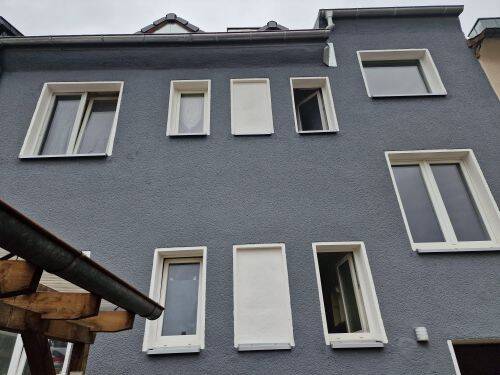 image-68282852
