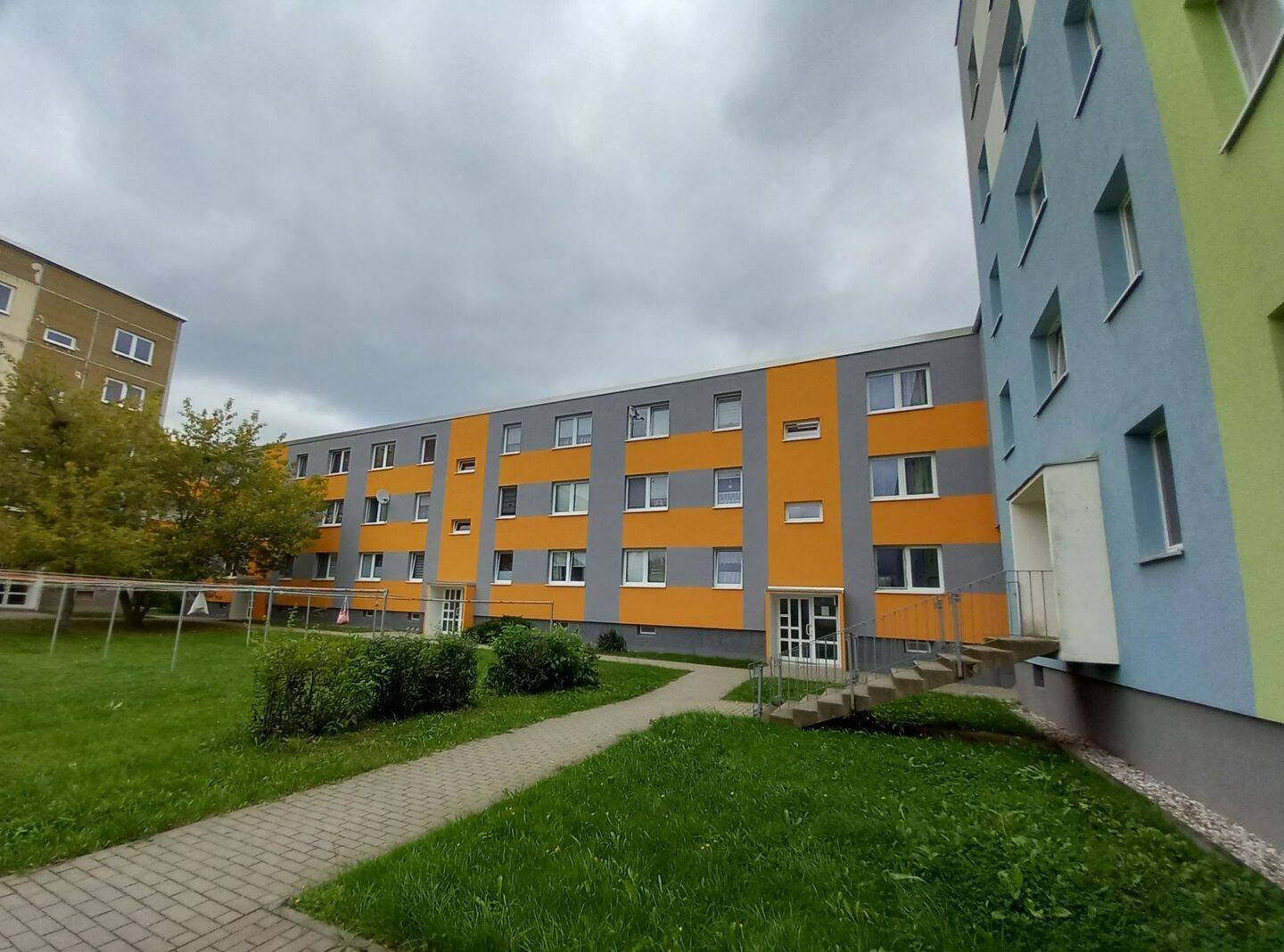 image-68293412