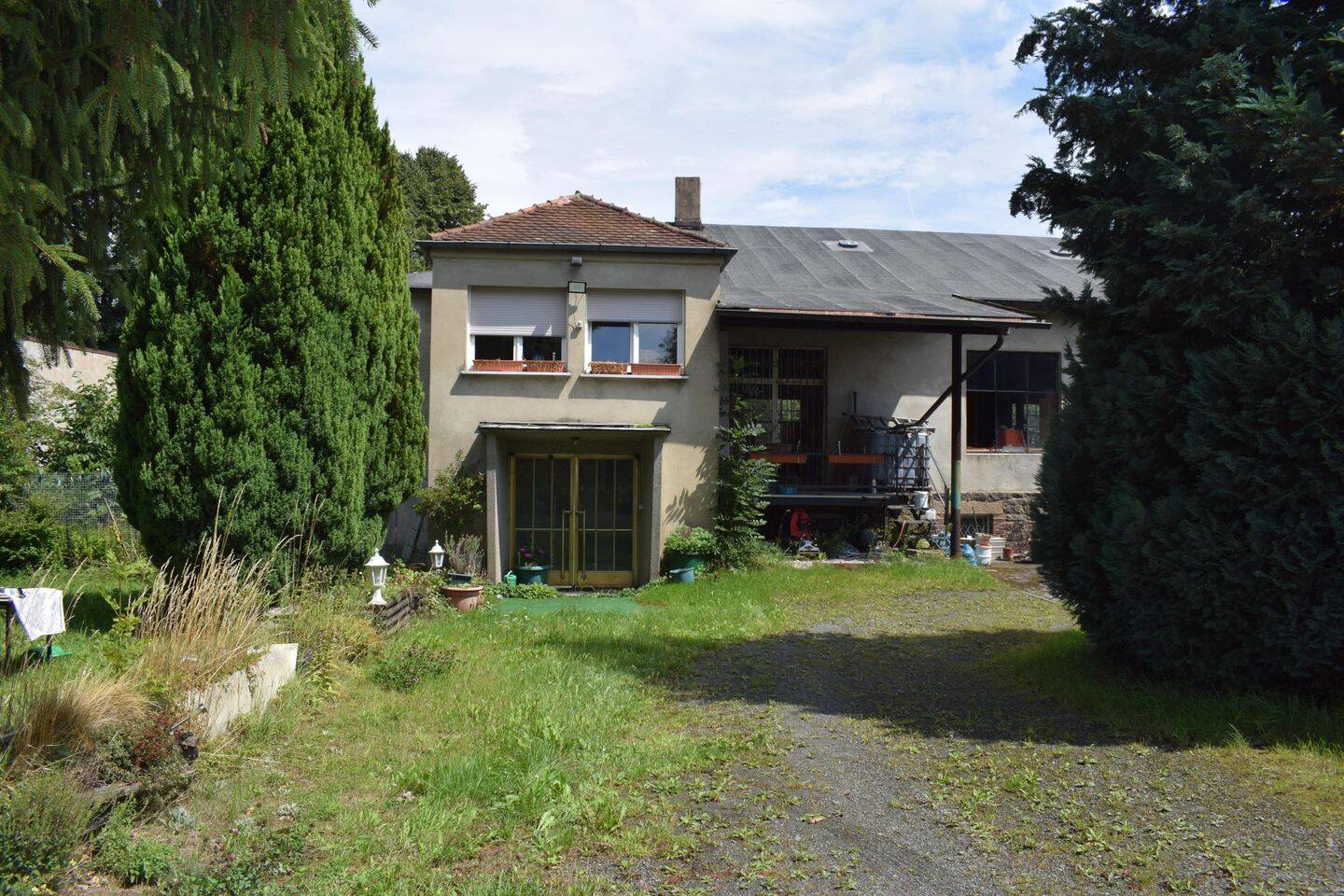 image-68294996