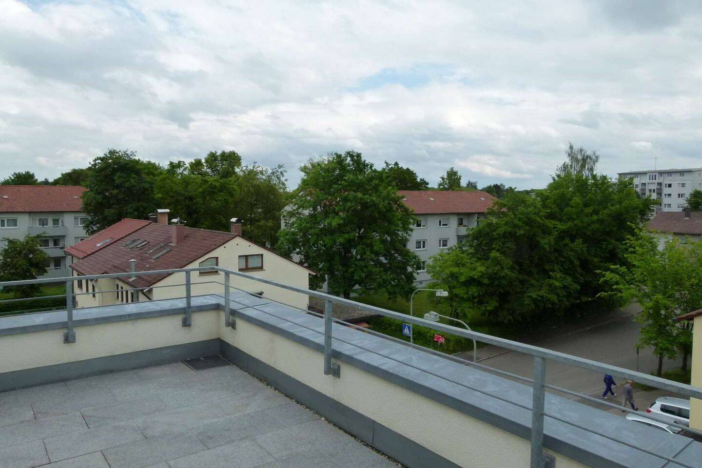 image-68352676