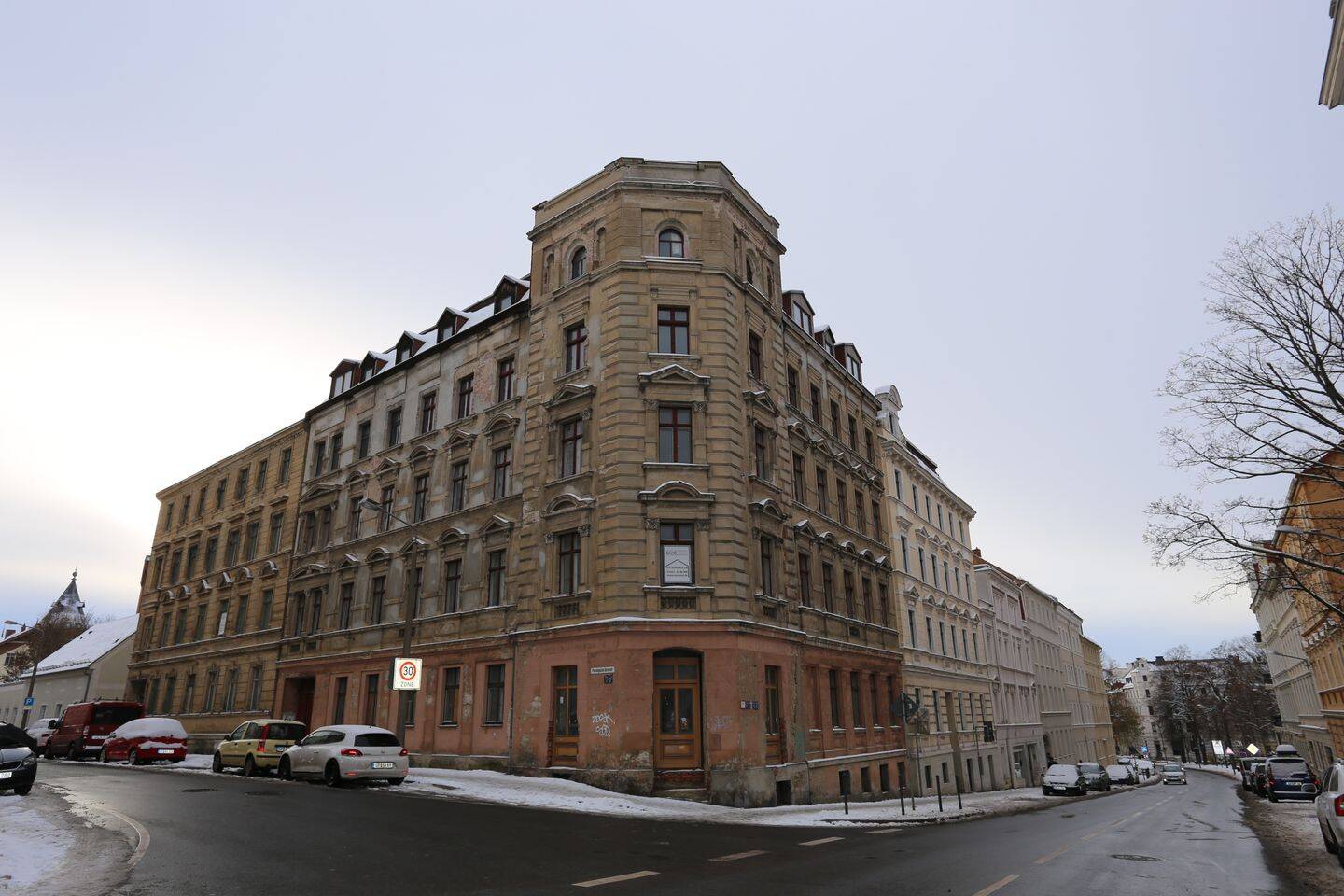 image-68451886