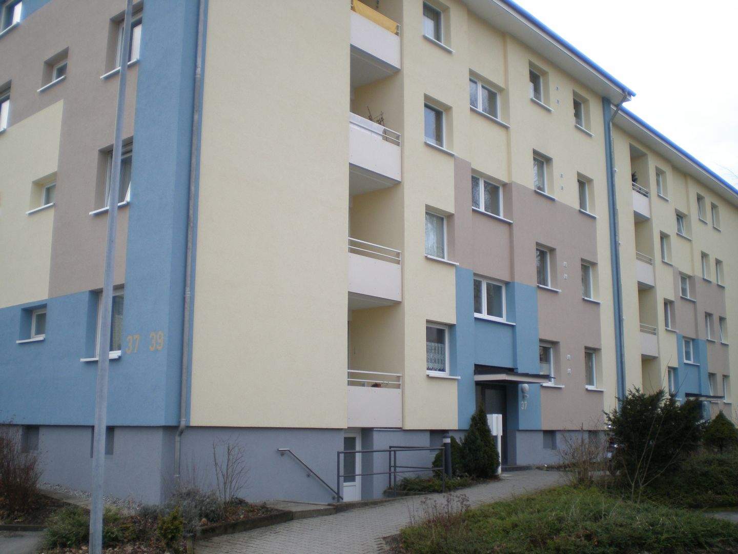 image-68587909