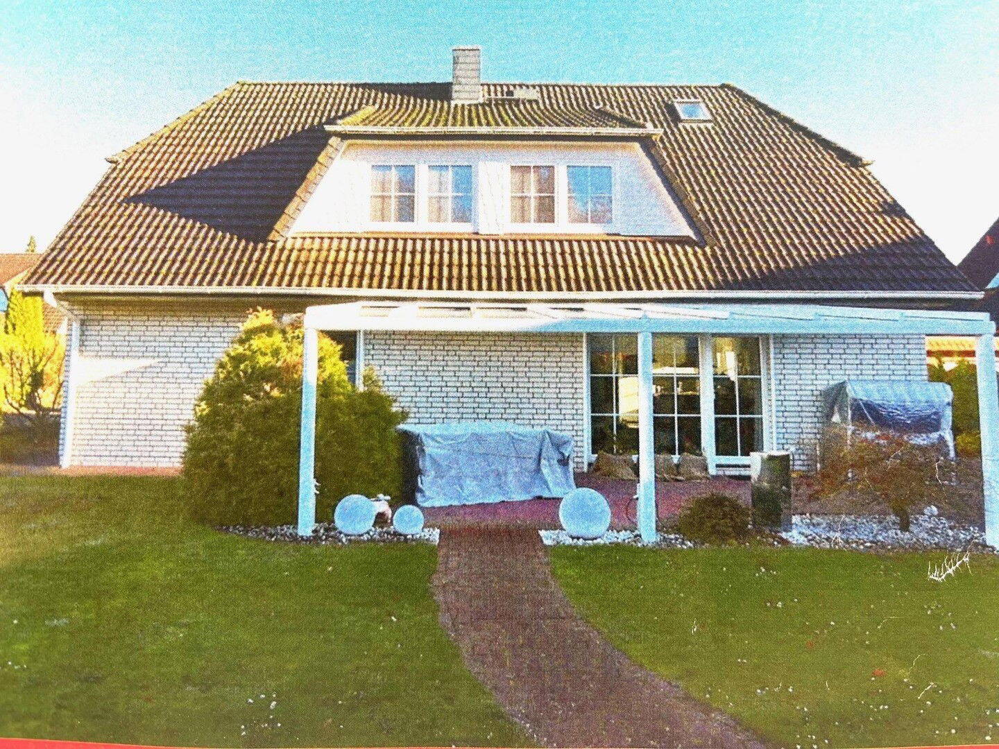 image-68870461