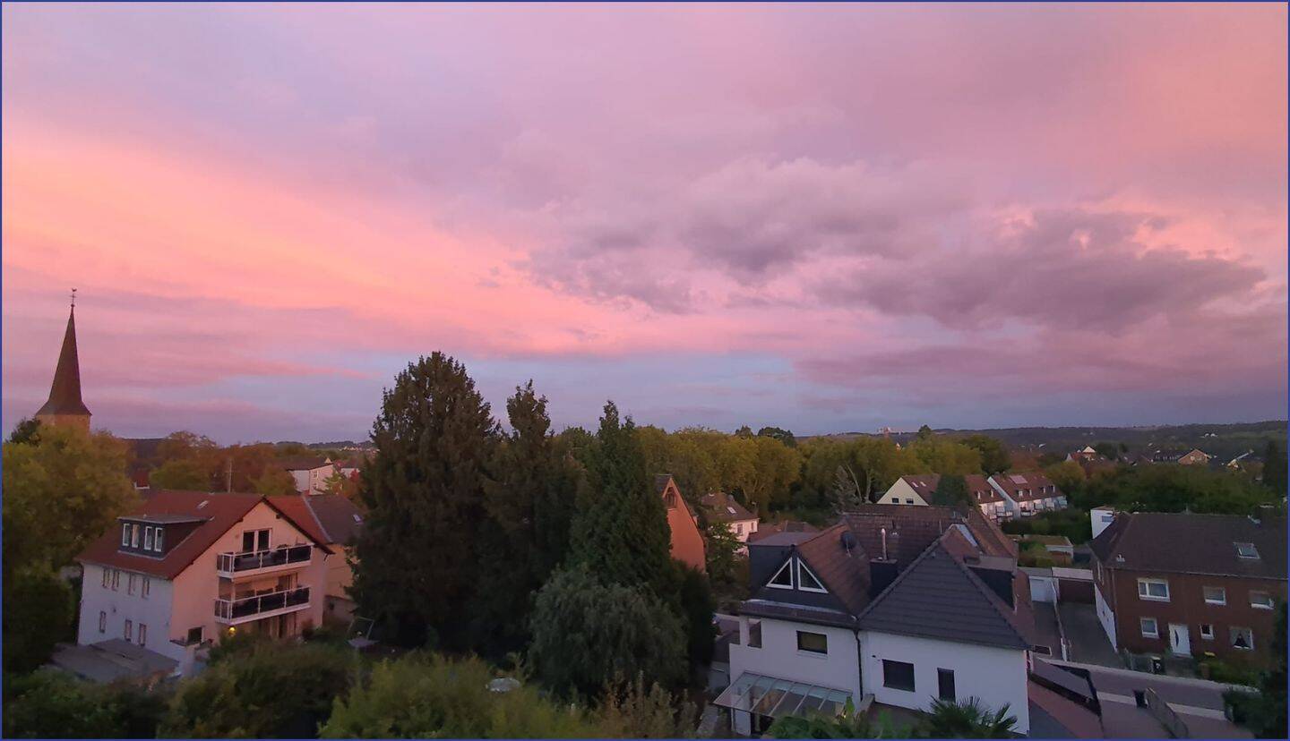 image-68975900