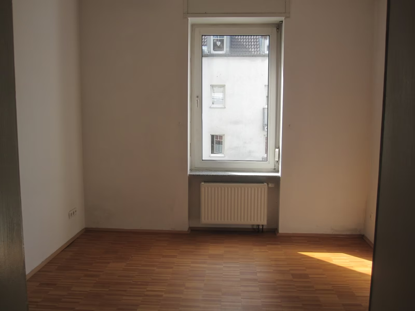 image-69090346