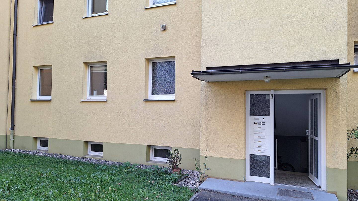 image-69117965