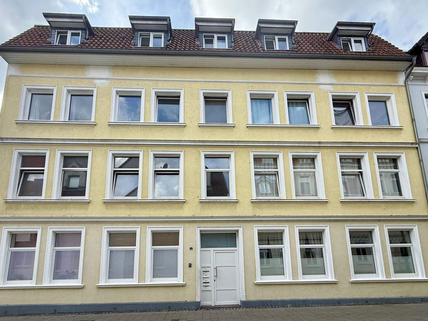 image-69392517