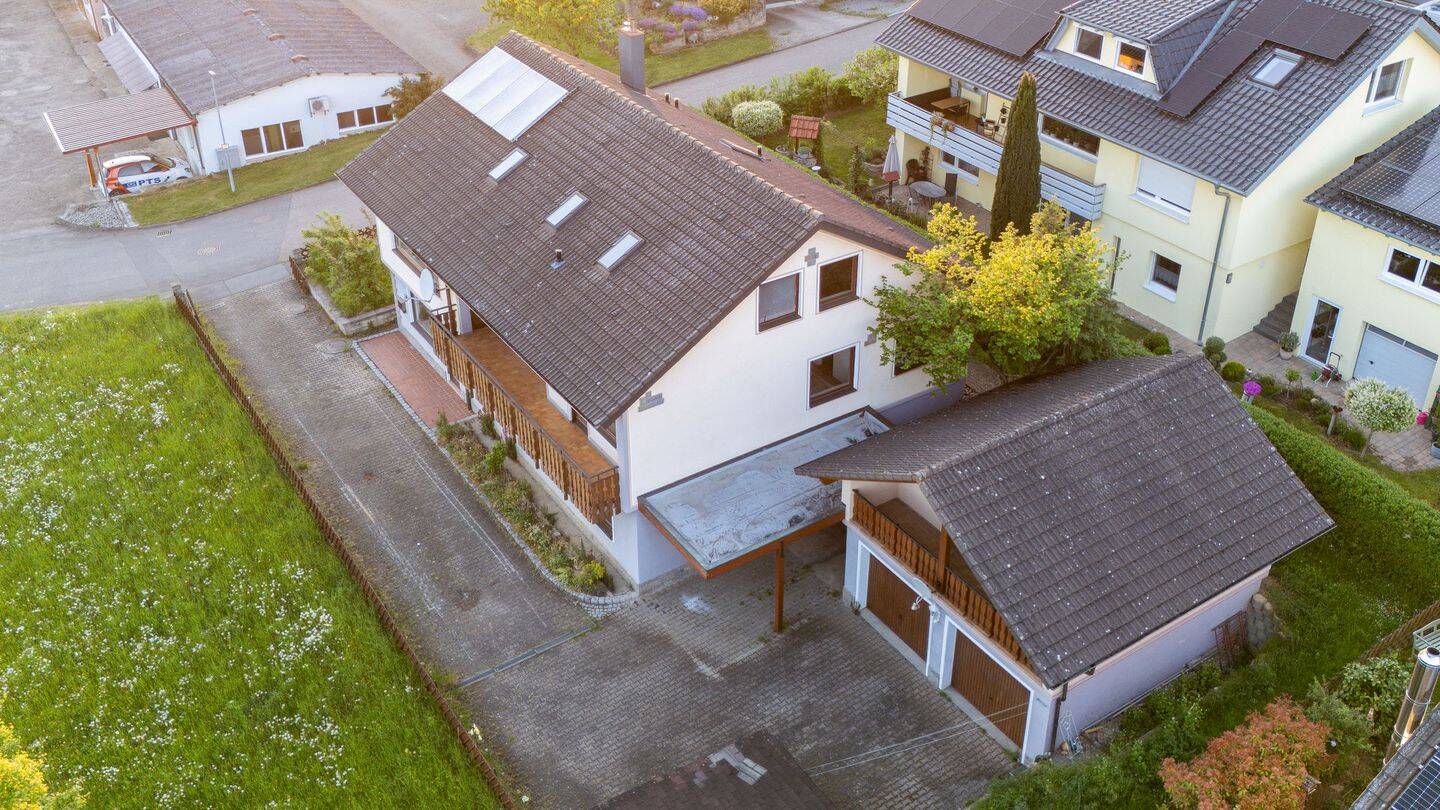 image-69435011