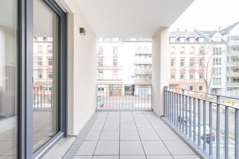 image-69614896