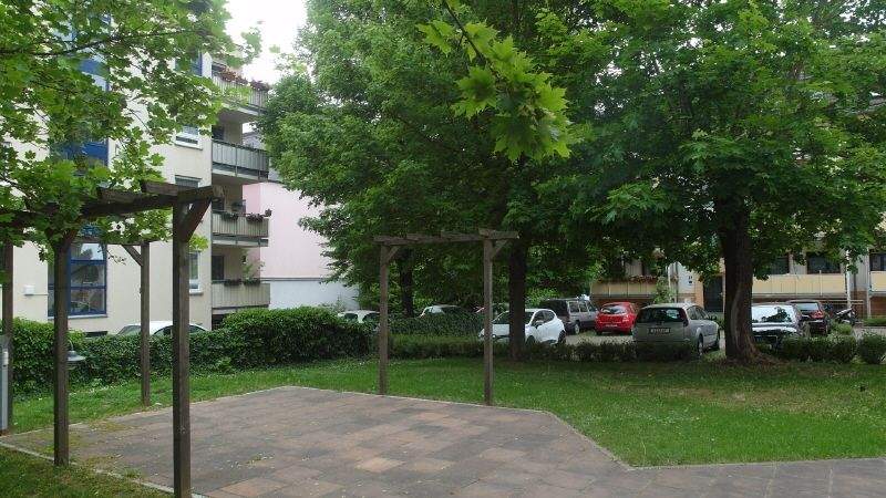 image-69718801