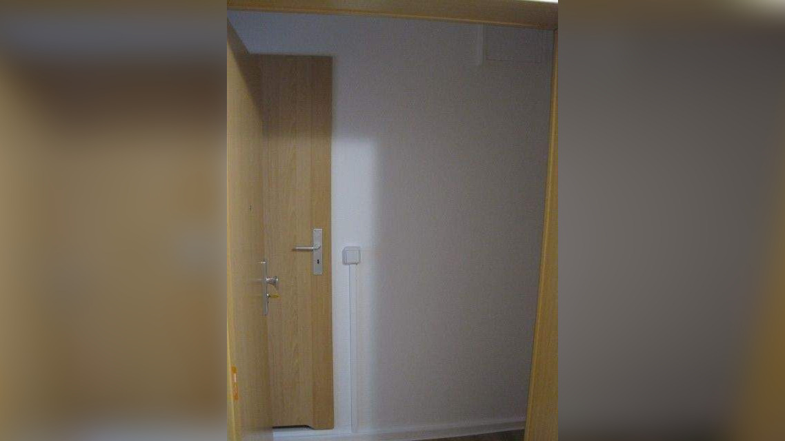 image-69969012