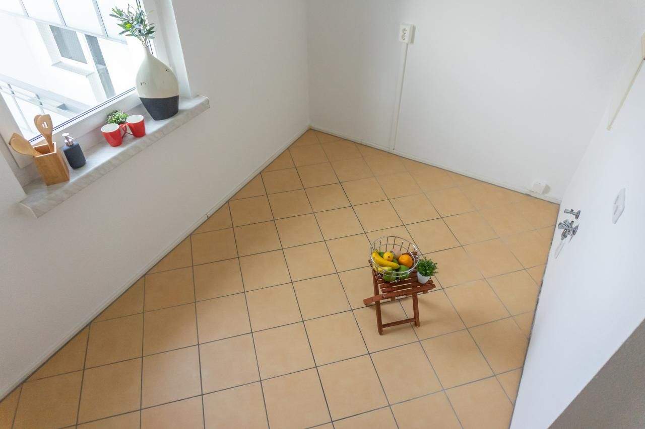 image-69992897