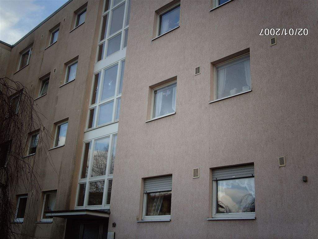 image-70014944