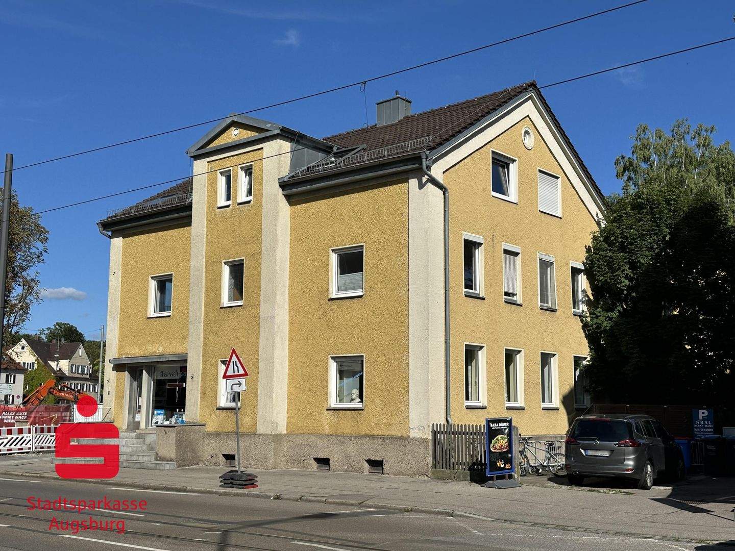 image-70018429