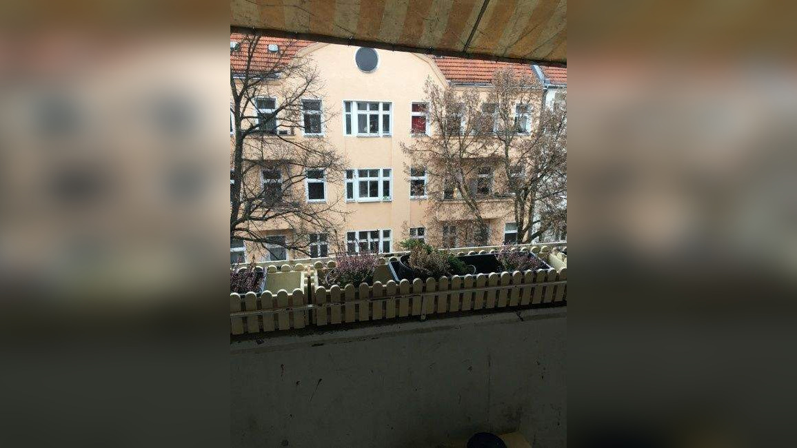 image-70033573