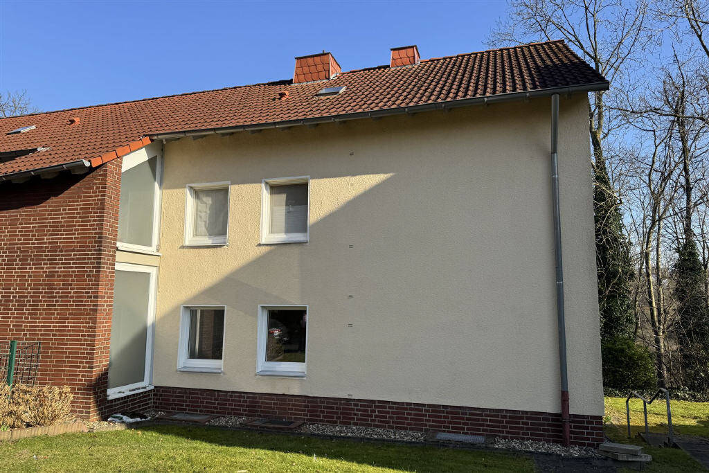 image-68077025