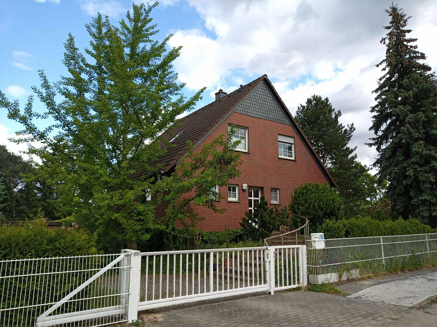 image-70073024
