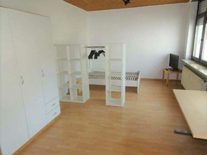 image-70092038