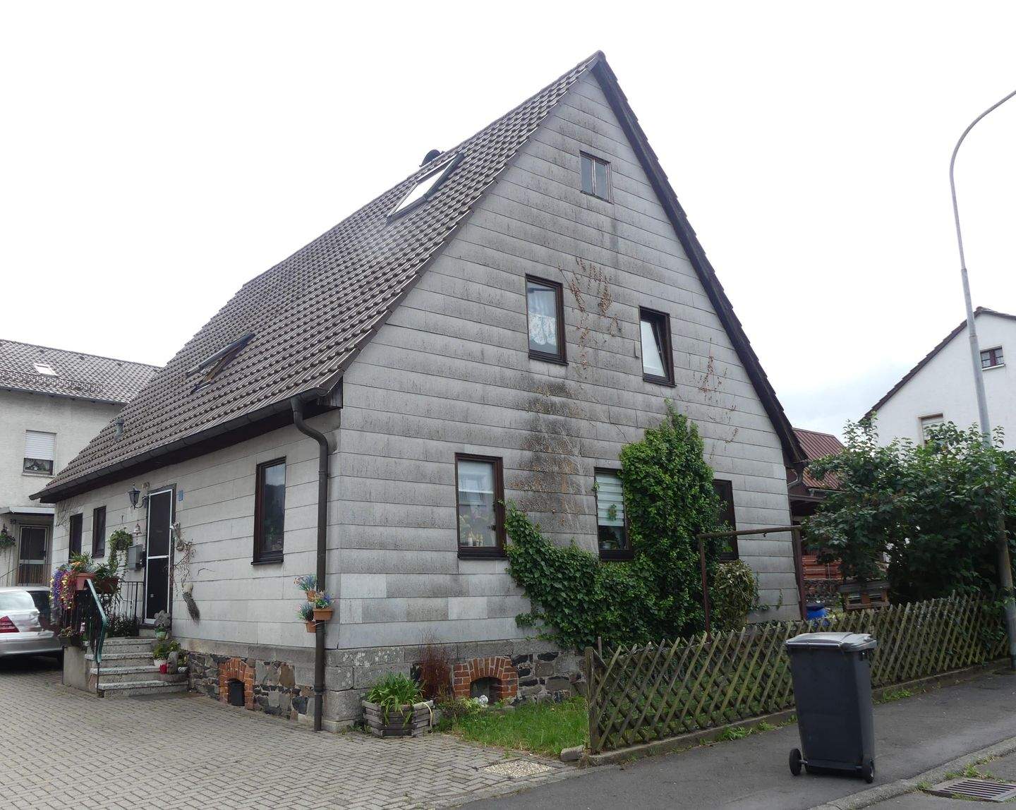 image-70092680