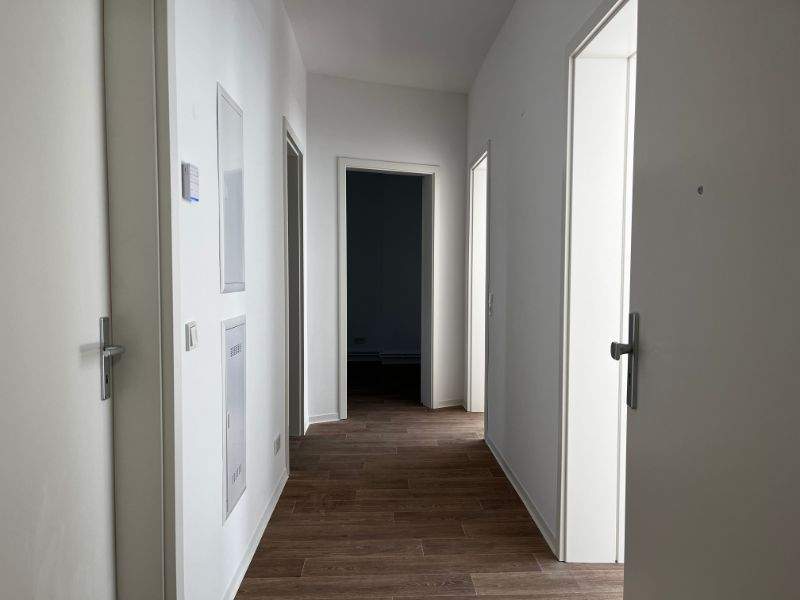 image-70143727