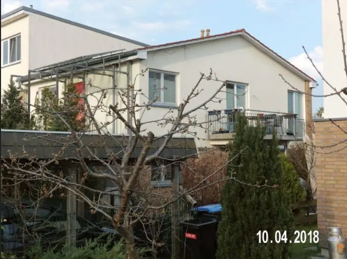 image-70189007