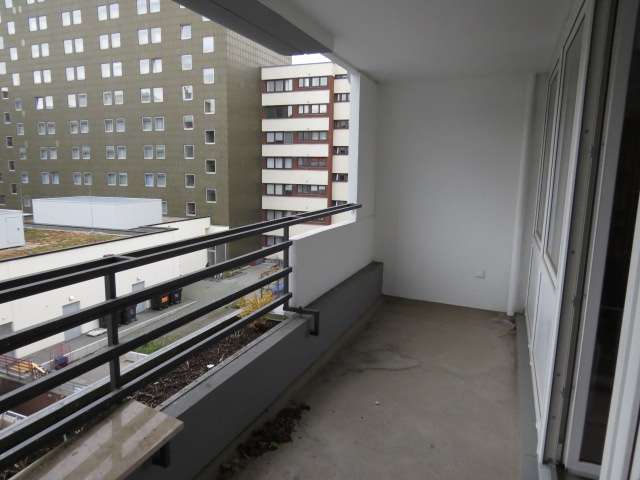 image-70189866
