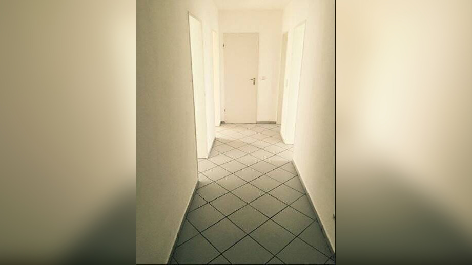 image-70198557