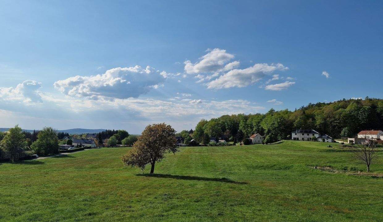 image-70200118