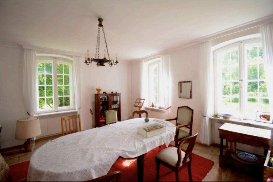 image-70209634